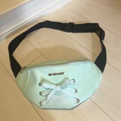 ガール用ボディバックのサムネイル