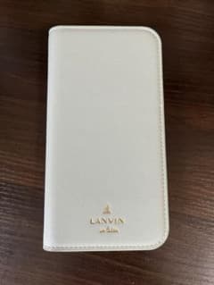 LANVINのサムネイル