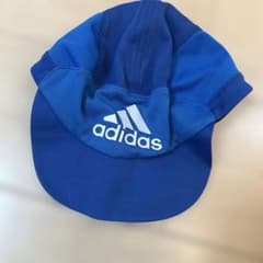 adidas スポーツ用キャップのサムネイル