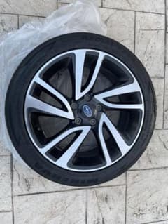 レヴォーグ　VMG 純正ホイール　タイヤセットのサムネイル
