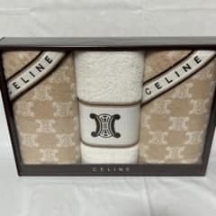 希少未使用CELINE セリーヌ　フェイスタオル３枚　マカダム総柄　ビッグロゴ CELINE セリーヌ フェイスタオル3枚 マカダム総柄 ビッグロゴ - メルカリ