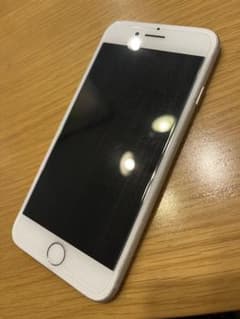Apple iPhone 7 ホワイト 本体のサムネイル