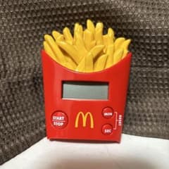 光*様 【非売品】マクドナルド　フライドポテト型キッチンタイマーのサムネイル