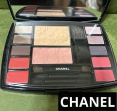 【CHANEL】トラベル メークアップ パレット / アーモニー ドゥ カメリア CHANEL トラベルメークアップパレット アーモニードゥカメリア - メルカリ