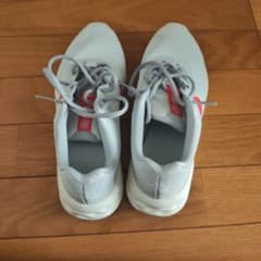 NIKE スニーカー グレー レッド