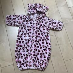 ピンクヒョウ柄ロンパースのサムネイル