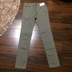 新品☆ GU スキニーパンツ☆のサムネイル