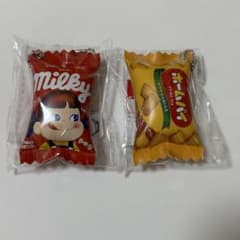 TAITO ペコちゃんのお菓子シリーズ パッケージキーホルダー 2種