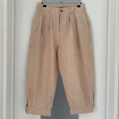 ＊美品＊ イッセイミヤケ サイズ2 リネン混 クロップドパンツ ピンクベージュ 美品＊ イッセイミヤケ サイズ2 リネン混 クロップドパンツ ピンク
