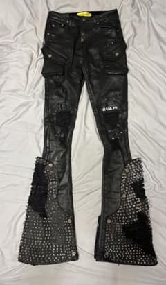 GUAPI / ワックス加工 スタッズ デニムフレアパンツ 30 GUAPI / ワックス加工 スタッズ デニムフレアパンツ 30 - メルカリ