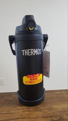 THERMOS　水筒　2.5リットルのサムネイル