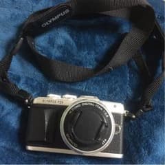 OLYMPUS PEN E-PL7のサムネイル