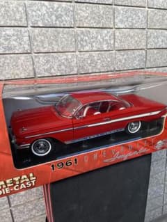 サンスター 1/18スケール 1961 シボレー インパラ SS 409 - メルカリ