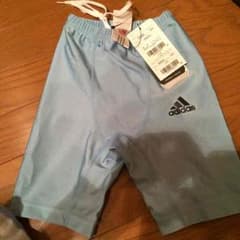 ☆新品タグ付☆adidas☆ハーフパンツ☆水色☆120センチ☆のサムネイル