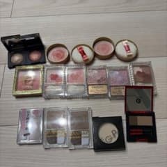 コスメ まとめ売り チーク アイシャドウシェーディングハイライト等