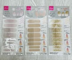 貼るジェルネイルシール　DAISO 3シートのサムネイル