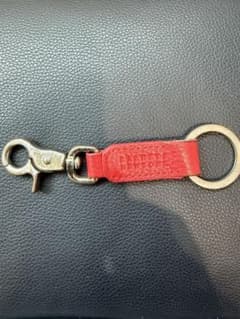 BARNEYS NEW YORK レザー キーホルダー レッドのサムネイル