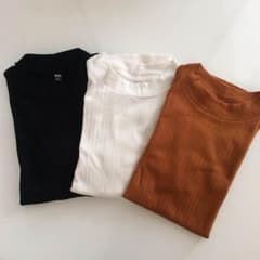 UNIQLO リブハイネックTのサムネイル