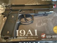 東京マルイ M9A1 ガスブローバック 拡張マガジン付のサムネイル