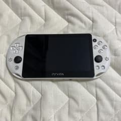 PlayStation®Vita（PCH-2000シリーズ） Wi-Fiモデル…のサムネイル