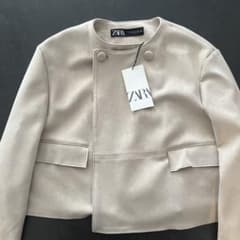 タグ付き新品★ZARAのナイロンポケットジャケット★Sサイズ★ベージュ色★完売品 完売品⭐︎ZARA ナイロンポケットジャケット XS ベージュ - メルカリ