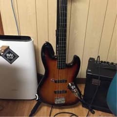 Fenderフレットレスベース jazz bass フェンダー Squierのサムネイル