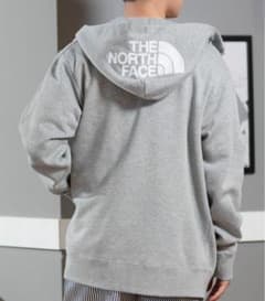 THE NORTH FACE グレー ジップアップパーカーのサムネイル