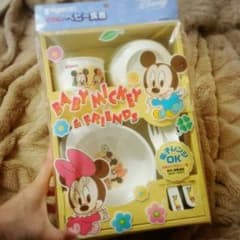 ピジョン　ディズニーベビー食器のサムネイル