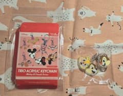 ディズニー トリオアクリルキーホルダー　チップ デール クラリスのサムネイル