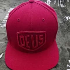 DEUS 赤キャップのサムネイル