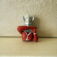 ウルトラマンフィギュアマグネット4 ウルトラマンタロウのサムネイル