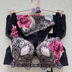 新品ワコールサルート61Gサイケデリック ブラD75&ノーマルショーツL