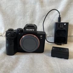 美品 SONY α7III ILCE-7M3 ボディ シャッター5592回 - メルカリ
