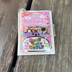 DECO DECO WORLD ミニメモ帳 キーホルダーのサムネイル