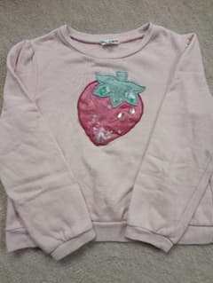 いちご　トレーナー