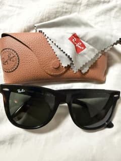 Ray-Ban WAYFARER サングラスのサムネイル