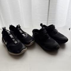 NIKE キッズ スニーカー 2足セット ブラックのサムネイル
