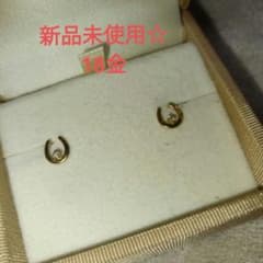 【新品未使用】18金 ダイヤ付き馬蹄ピアスのサムネイル