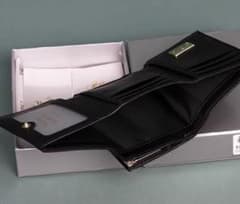 ヴィヴィアン三つ折り財布金マーク-13106 ヴィヴィアン三つ折り財布金マーク-13106 - メルカリ