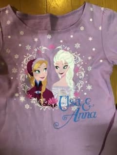 アナと雪の女王　長袖　ロンT 150T シャツ ユニクロ　パープルのサムネイル