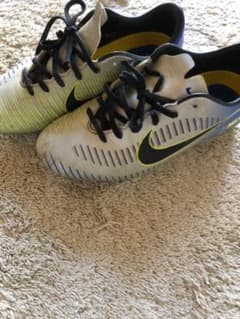 NIKEジュニアスパイクのサムネイル