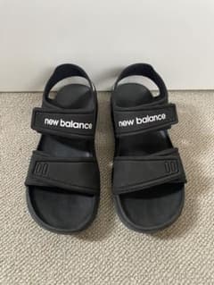 New Balance キッズ サンダル ブラック 18cmのサムネイル