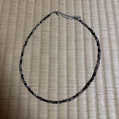 ビーズキラキラネックレス