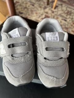 New Balance 996 グレー スニーカー 13cmのサムネイル