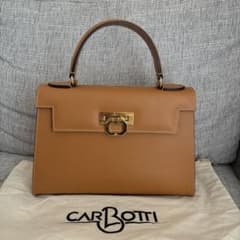 CARBOTTI カルボッティ ハニー(キャメルカラー) エレナ - メルカリ