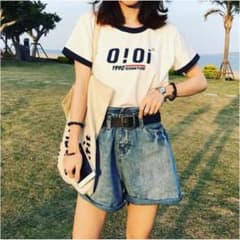 Tシャツ  韓国ファッションのサムネイル