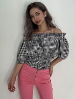 GYDA 2way ギャザーオフィショルウエストデザインブラウスのサムネイル