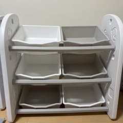 子供用おもちゃ棚のサムネイル