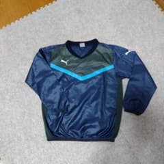 プーマ　ナイロン　Ｖネックのサムネイル