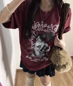猫 ギター プリント Tシャツ ボルドーのサムネイル